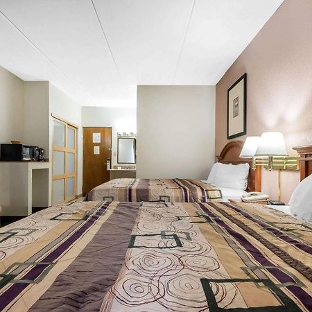 Quality Inn & Suites Binghamton Vestal Buitenkant foto