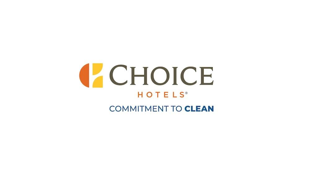 Quality Inn & Suites Binghamton Vestal Buitenkant foto