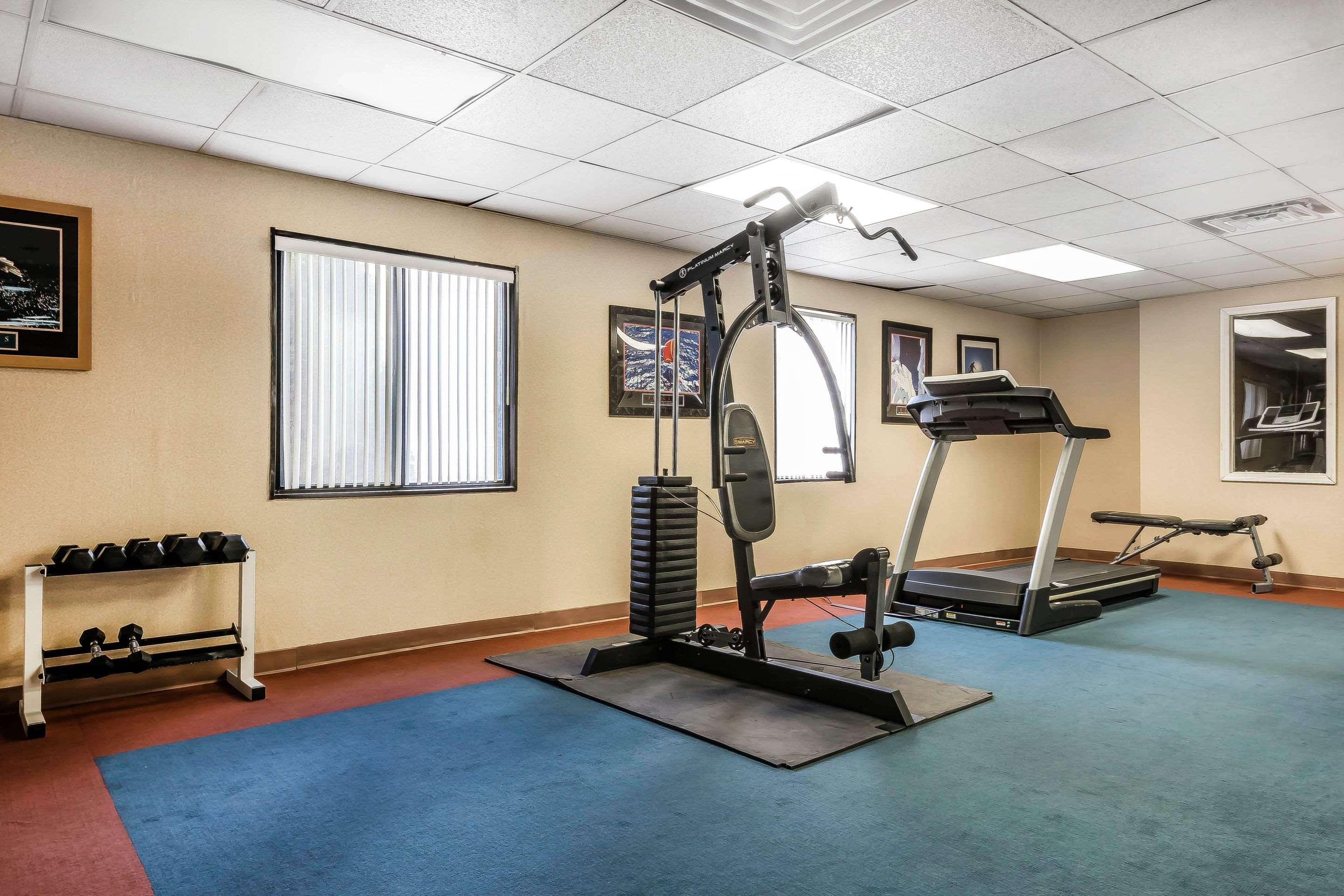 Quality Inn & Suites Binghamton Vestal Buitenkant foto